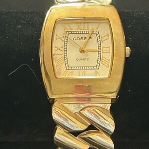 Gossip 🩶 Gold Linked Cuff/Bangle/Bracelet Watch Roman Numeral Watch - Hinged